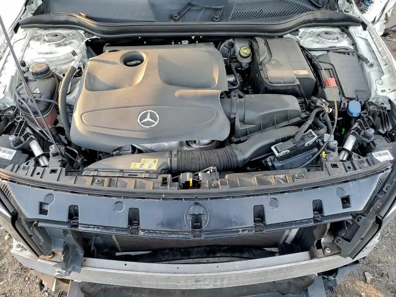 2016 MERCEDES-BENZ GLA 250 4MATIC  