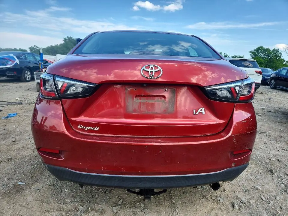 2017 TOYOTA YARIS IA BASE  