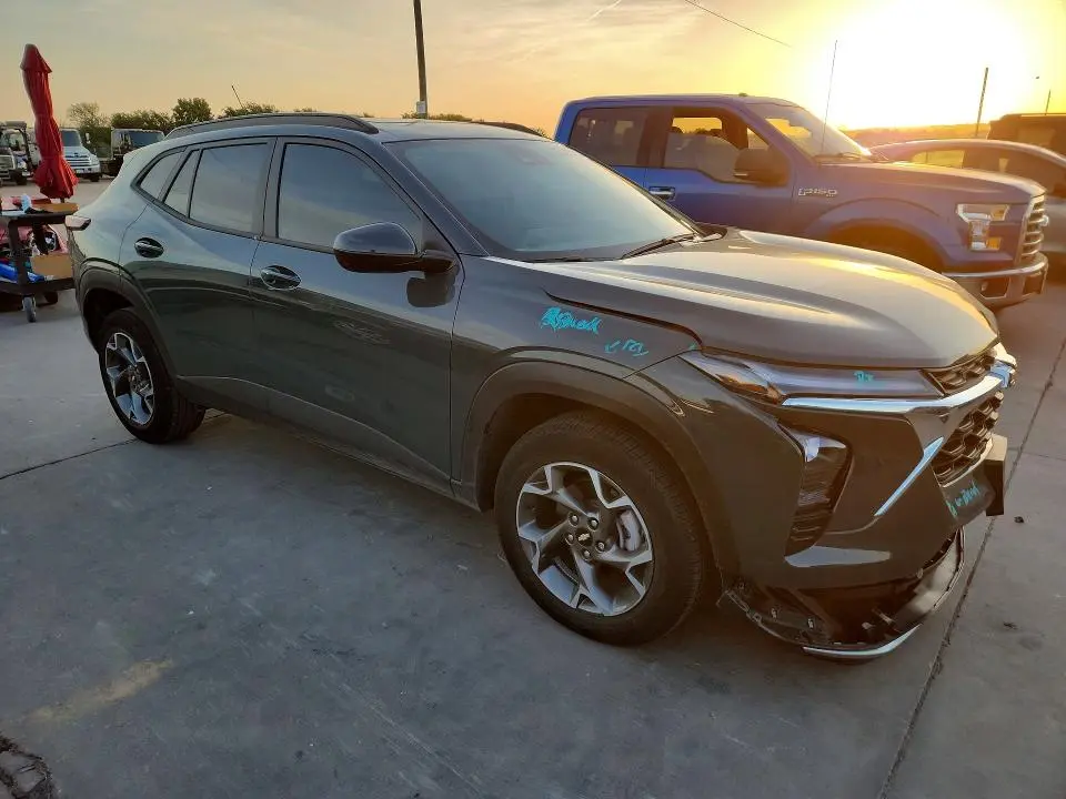 2025 CHEVROLET TRAX 1LT  