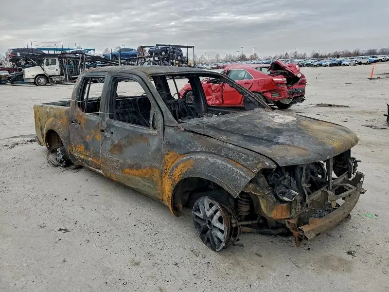 2015 NISSAN FRONTIER S  