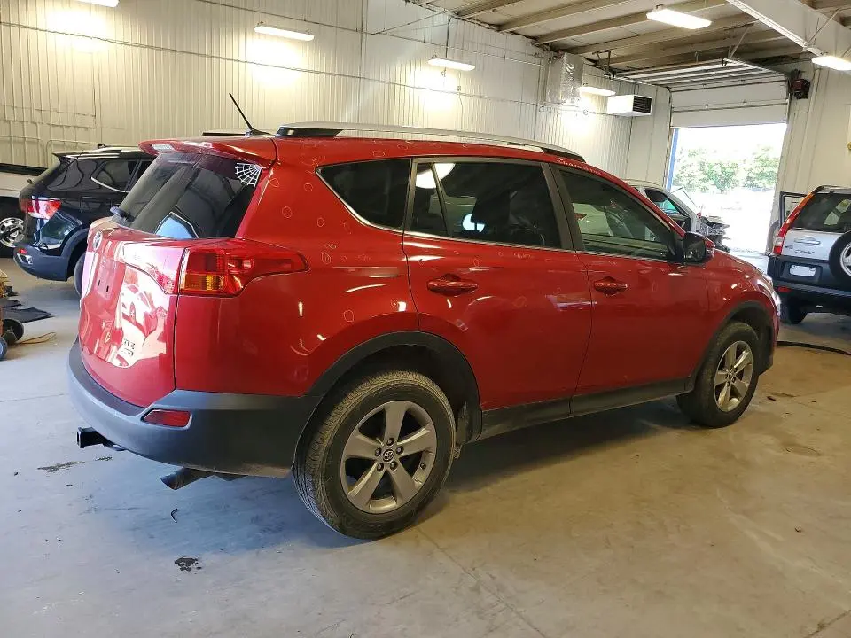 2015 TOYOTA RAV4 XLE  