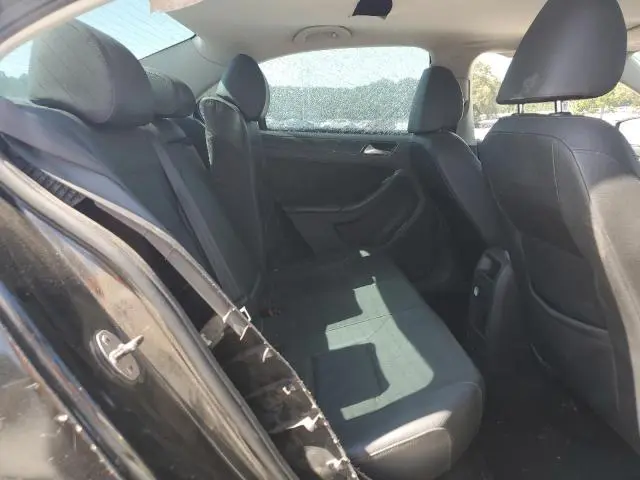 2012 VOLKSWAGEN JETTA SE  