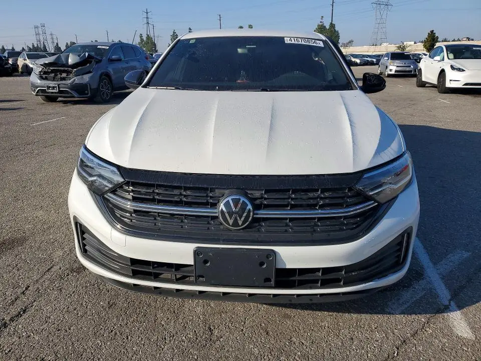 2023 VOLKSWAGEN JETTA SPORT  