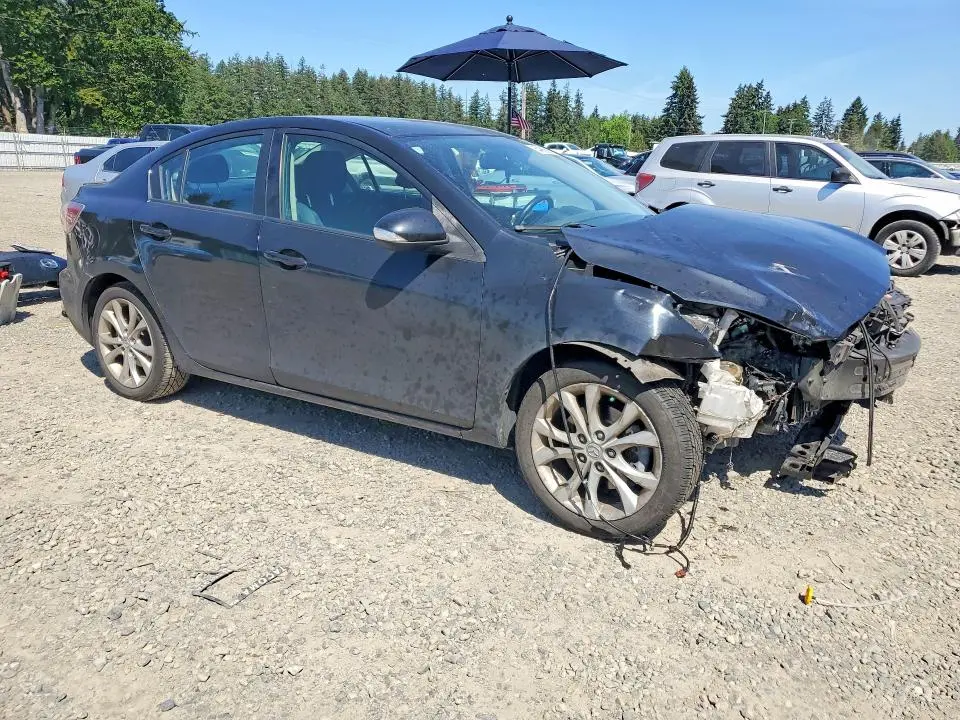 2010 MAZDA 3 S  