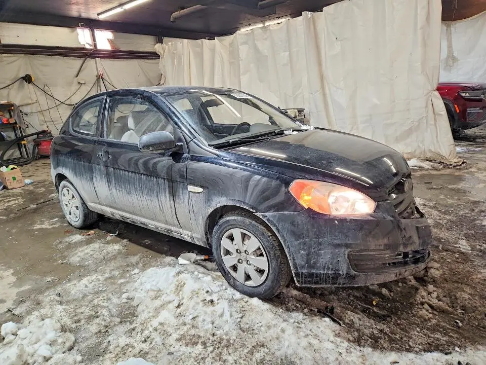 2011 HYUNDAI ACCENT GS  
