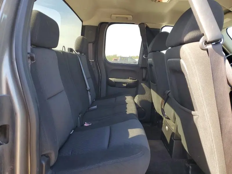 2013 CHEVROLET SILVERADO C1500 LT  