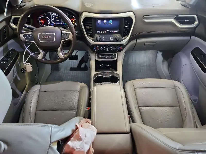 2020 GMC ACADIA SLT  