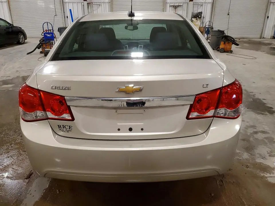 2015 CHEVROLET CRUZE LT  