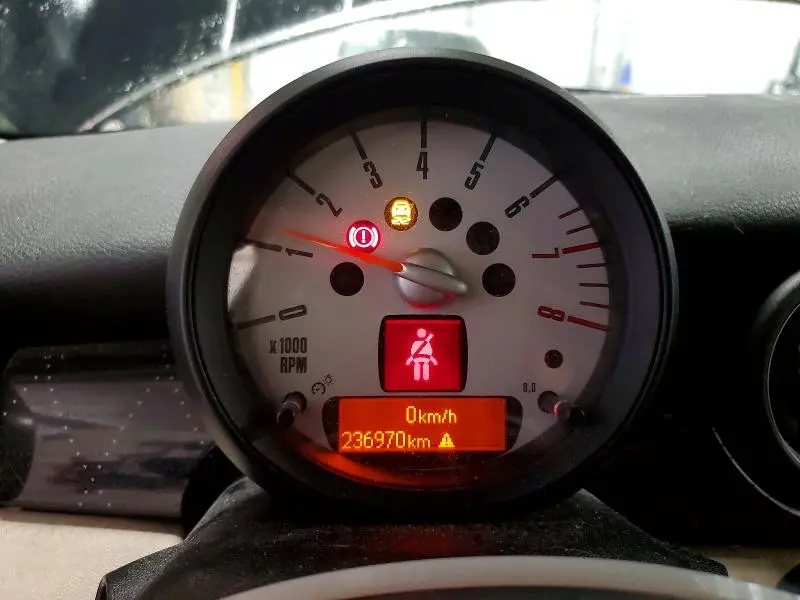 2012 MINI COOPER   