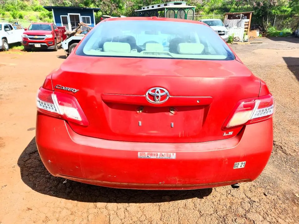 2011 TOYOTA CAMRY LE  