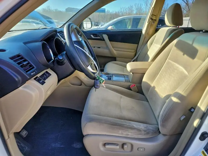 2013 TOYOTA HIGHLANDER BASE  