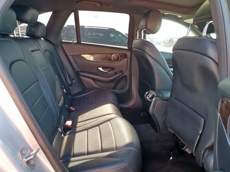2017 MERCEDES-BENZ GLC 300 4MATIC  
