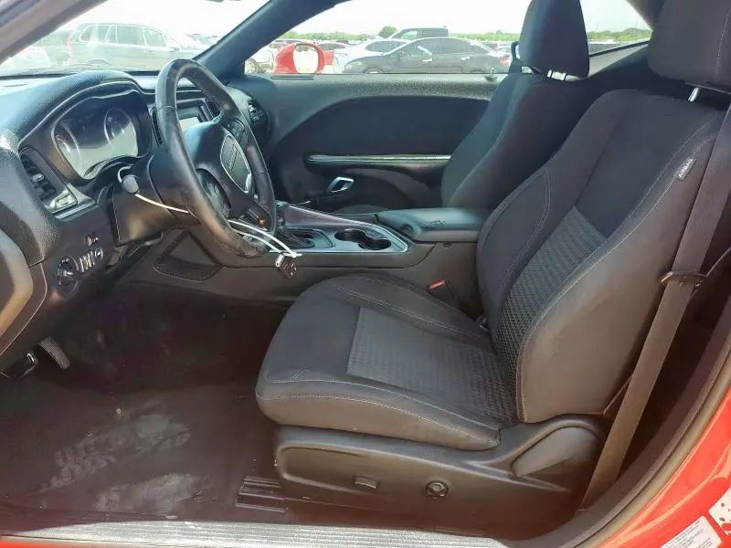 2015 DODGE CHALLENGER SXT  