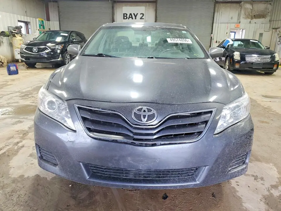 2011 TOYOTA CAMRY LE  