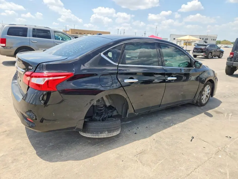 2019 NISSAN SENTRA SV  