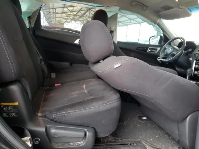 2016 NISSAN PATHFINDER S  