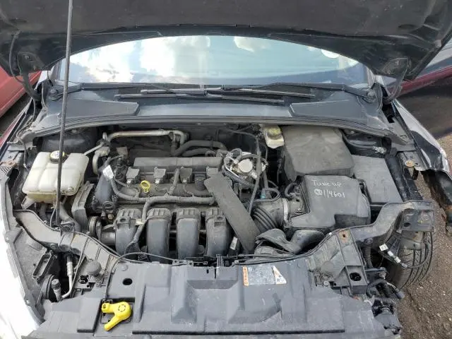 2017 FORD FOCUS SE  