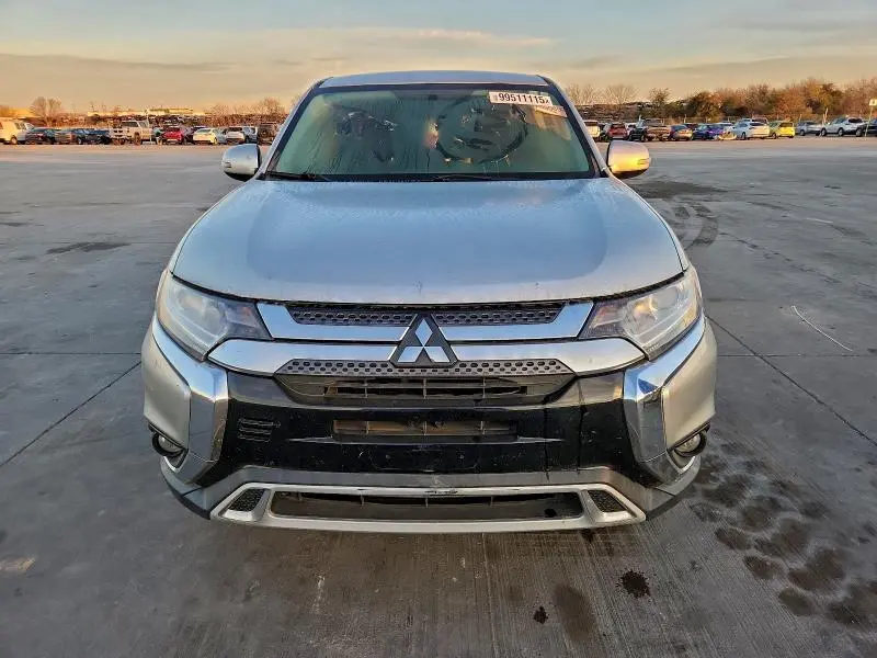 2019 MITSUBISHI OUTLANDER SE  
