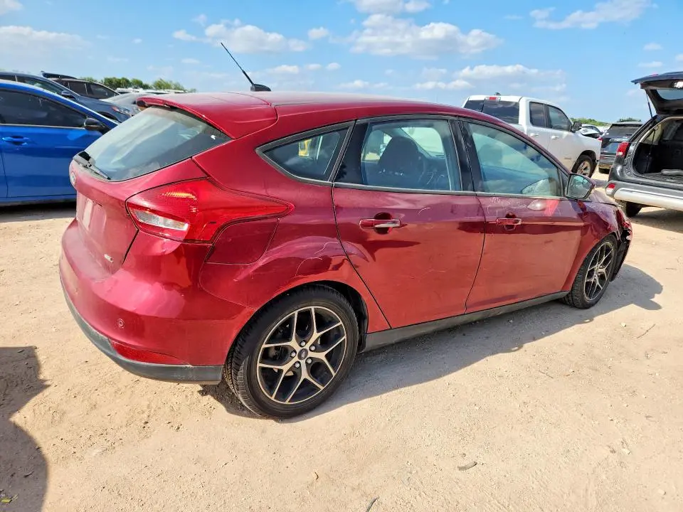 2017 FORD FOCUS SEL  