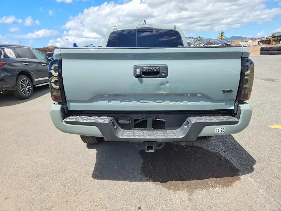 2023 TOYOTA TACOMA SR5 V6  