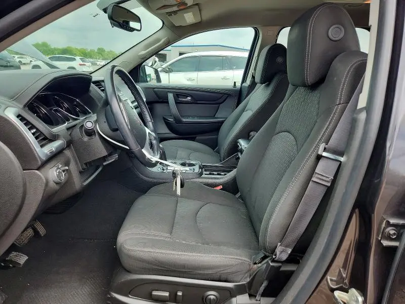 2013 GMC ACADIA SLE  