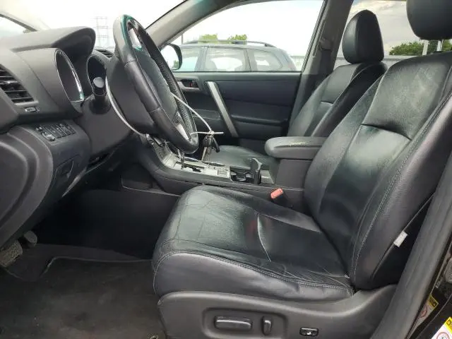 2011 TOYOTA HIGHLANDER BASE  