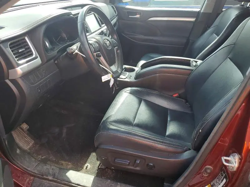 2015 TOYOTA HIGHLANDER XLE  