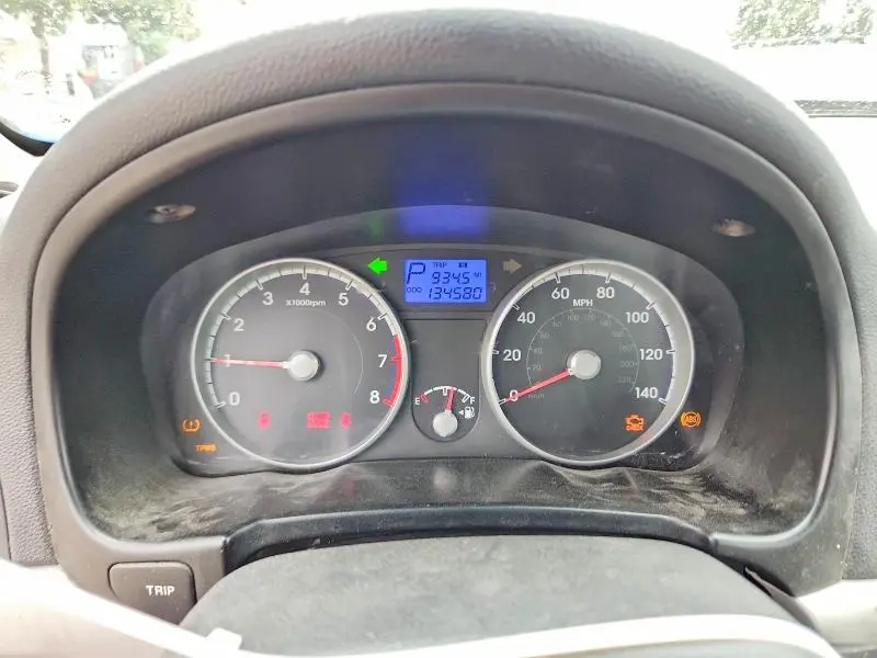 2011 HYUNDAI ACCENT GLS  