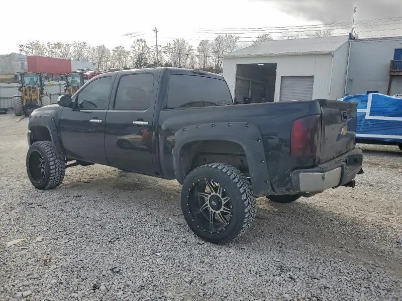 2011 CHEVROLET SILVERADO K1500 LT  