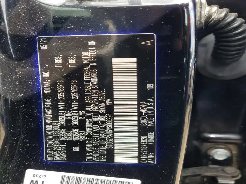 2021 TOYOTA HIGHLANDER XLE  