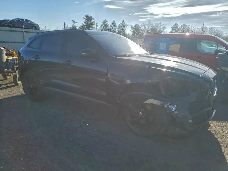 2018 JAGUAR F-PACE PREMIUM  