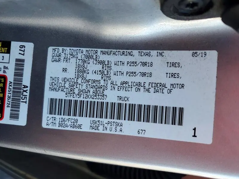 2019 TOYOTA TUNDRA CREWMAX SR5  