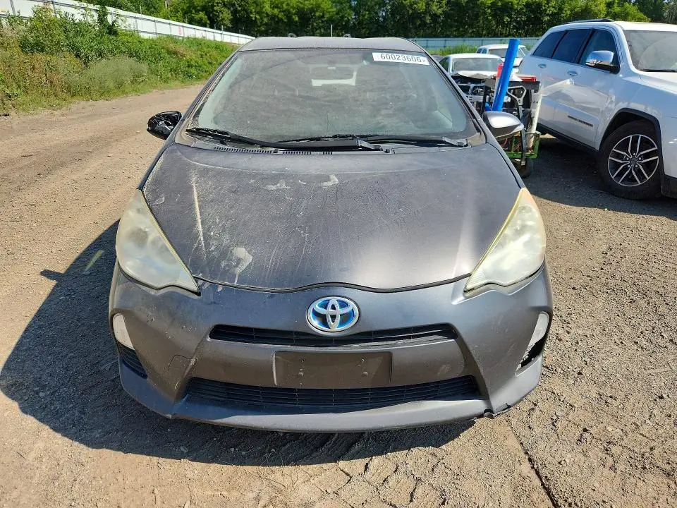 2013 TOYOTA PRIUS C TWO  