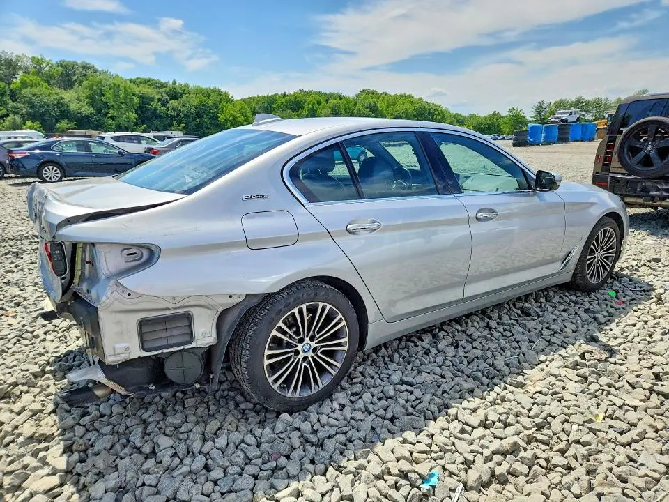 2018 BMW 530XE   