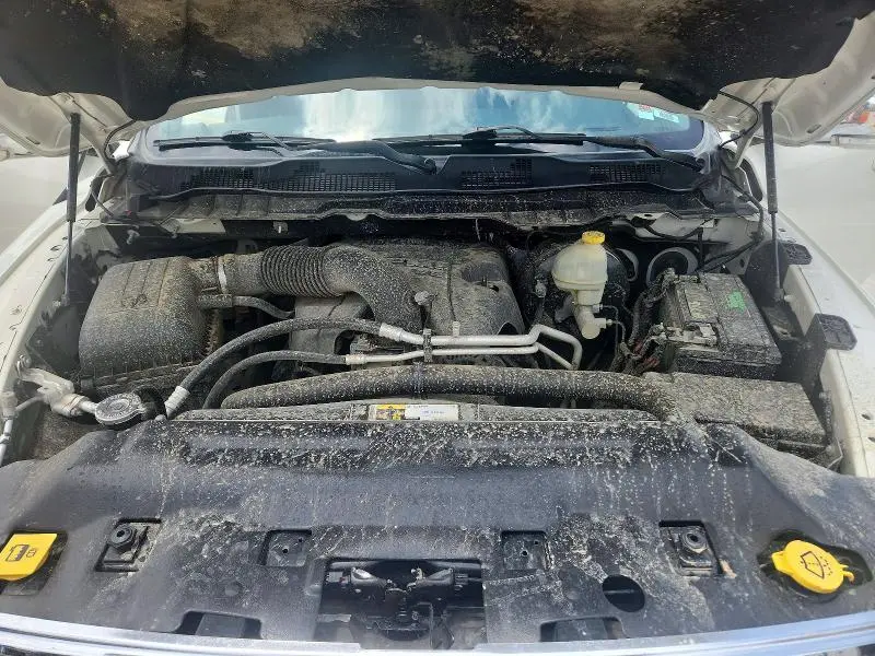 2016 RAM 1500 LARAMIE  
