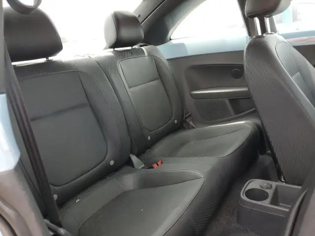 2012 VOLKSWAGEN BEETLE   