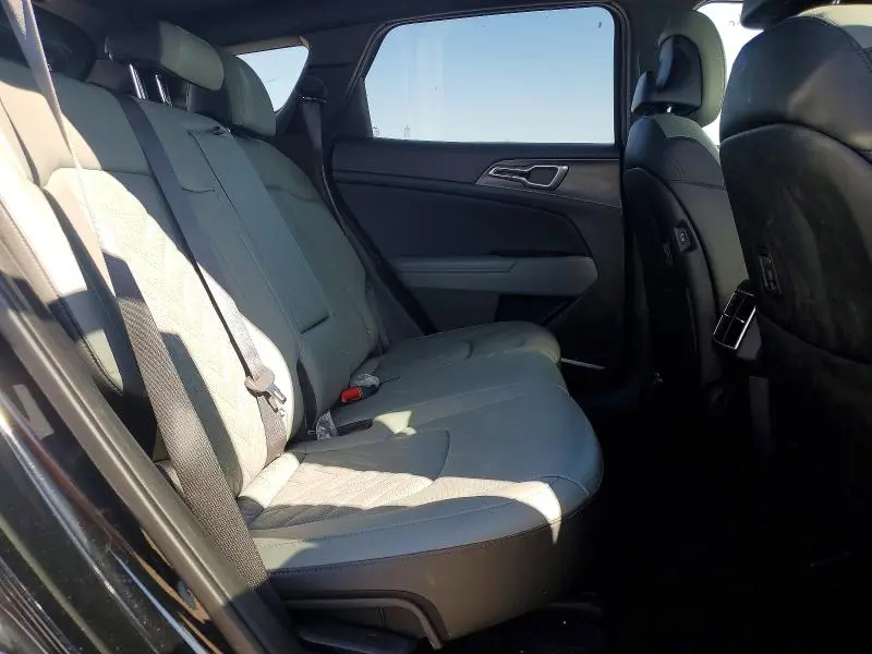 2025 KIA SPORTAGE X-LINE  