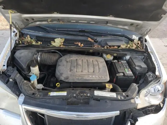 2012 CHRYSLER TOWN & COUNTRY TOURING L  