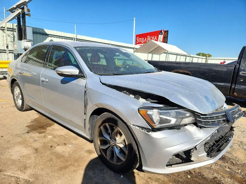 2017 VOLKSWAGEN PASSAT S  