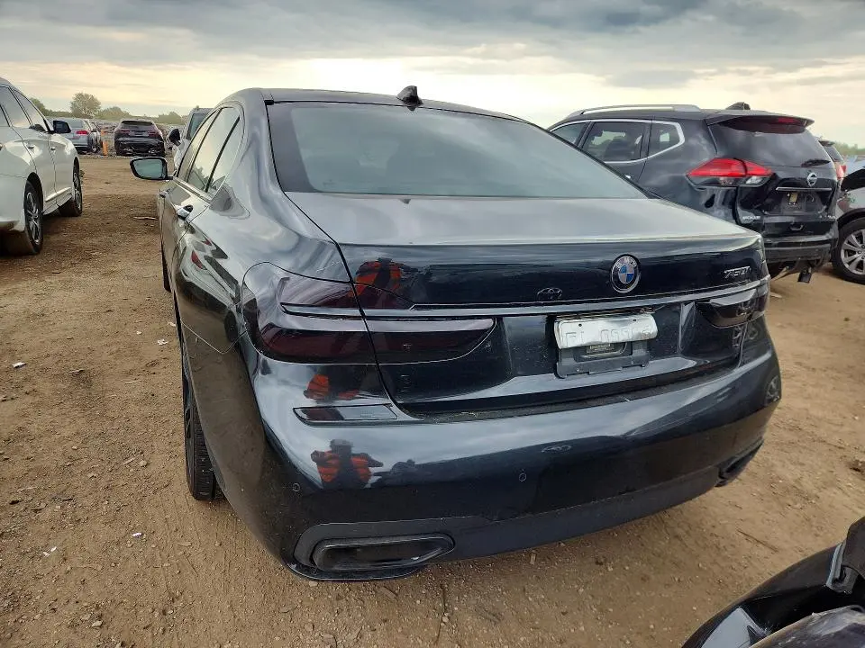 2018 BMW 750 XI  