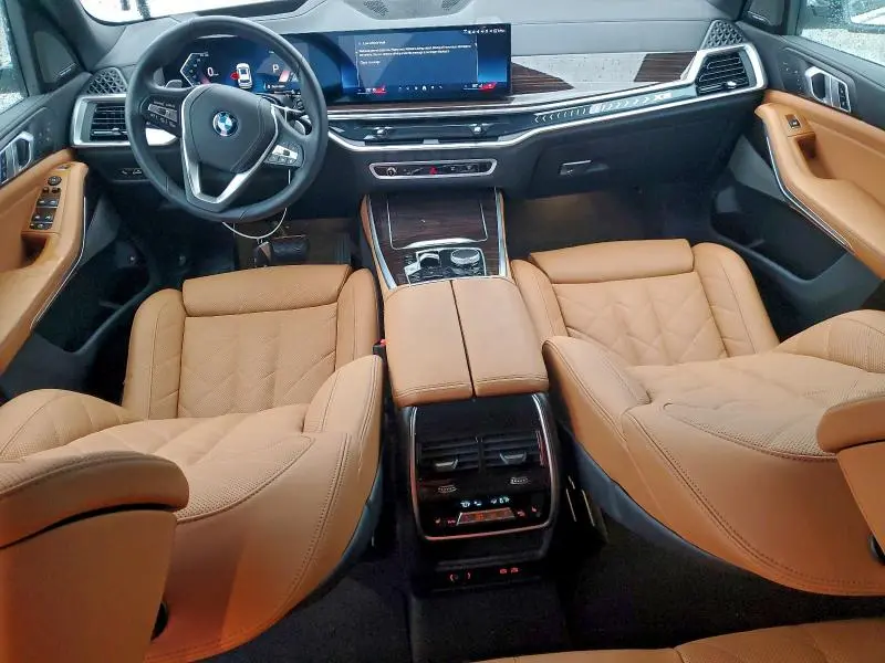 2025 BMW X5 XDRIVE50E  