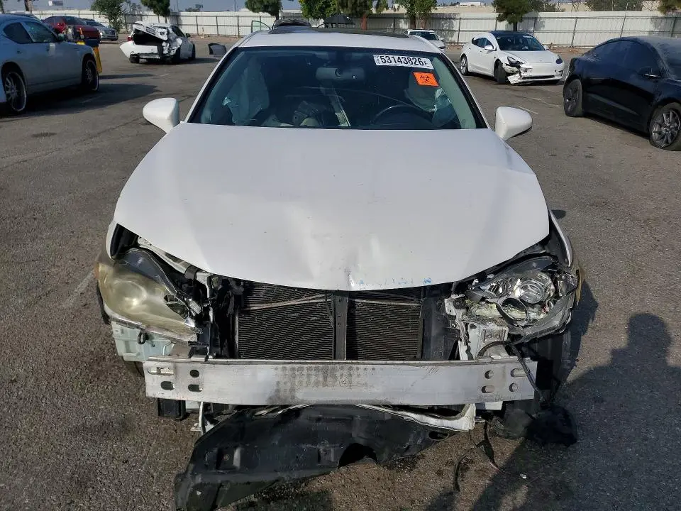 2011 LEXUS CT 200  