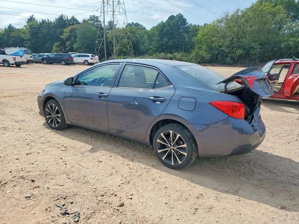 2018 TOYOTA COROLLA SE  