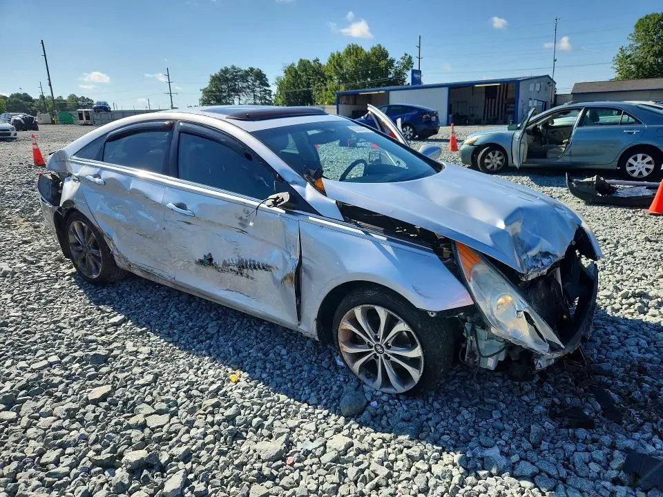 2013 HYUNDAI SONATA SE 2.0T  