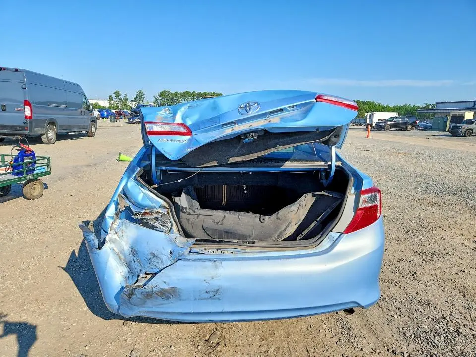 2012 TOYOTA CAMRY L  