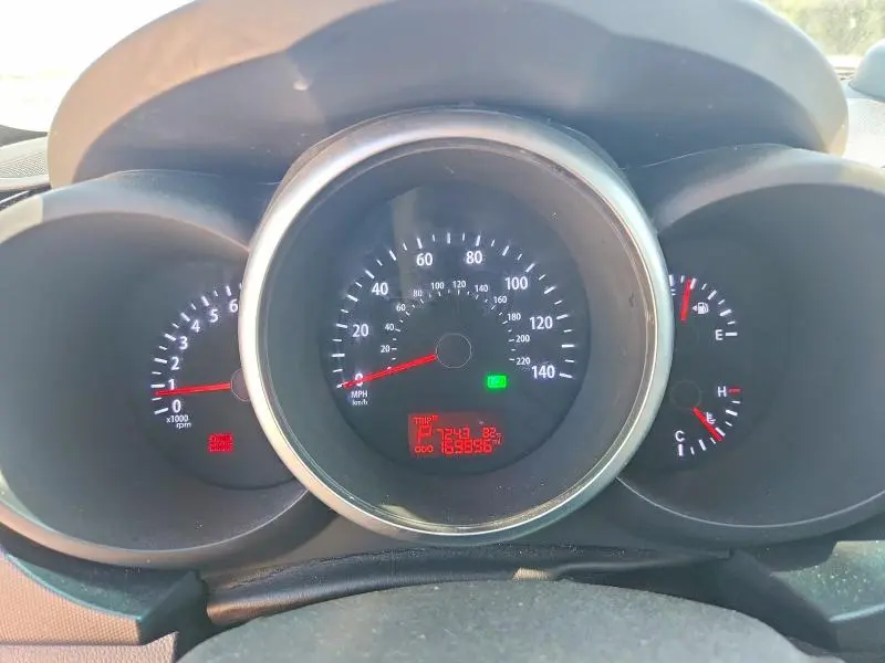 2013 KIA SOUL +  