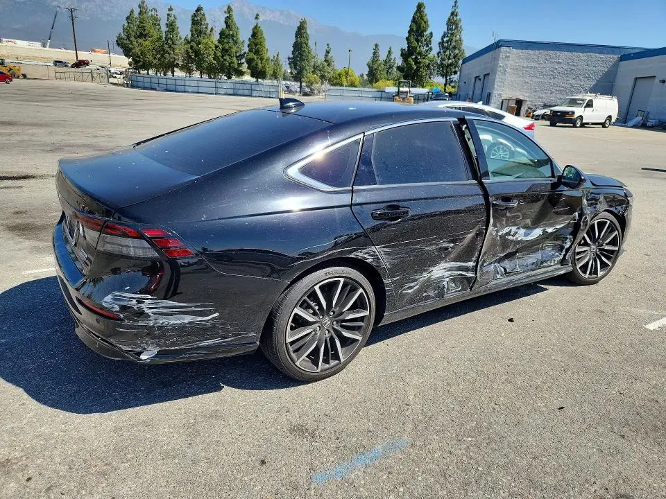 2024 HONDA ACCORD TOURING HYBRID  
