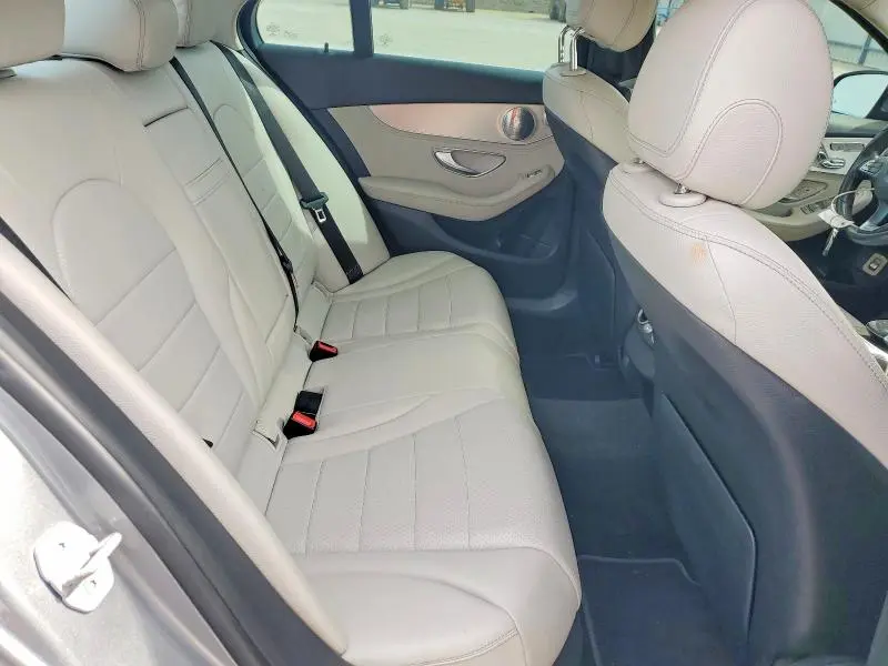 2015 MERCEDES-BENZ C 300  