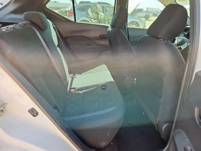 2019 NISSAN KICKS S  