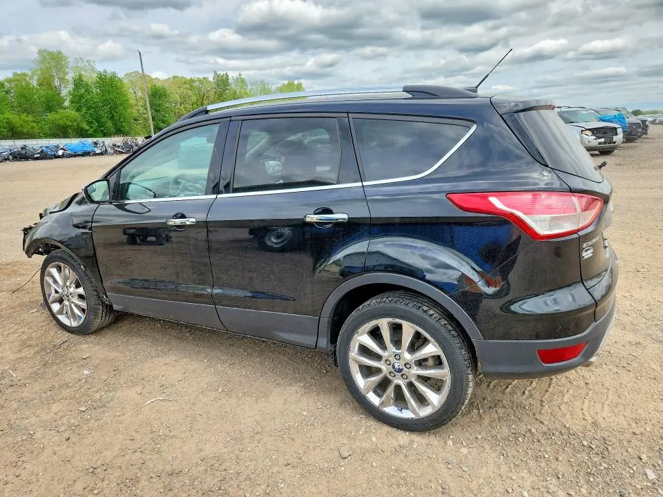 2016 FORD ESCAPE SE  